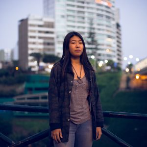 Namie Takahashi, 3rd and 4th generations, in the district of Miraflores, Lima, 2017. Namie is twenty years-old, she was born in Japan from Japanese parents born in Peru. / Namie Takahashi, 3ème et 4ème générations, dans le quartier de Miraflores, Lima, 2017. Namie a vingt ans, elle est née au Japon de parents japonais nés au Pérou.